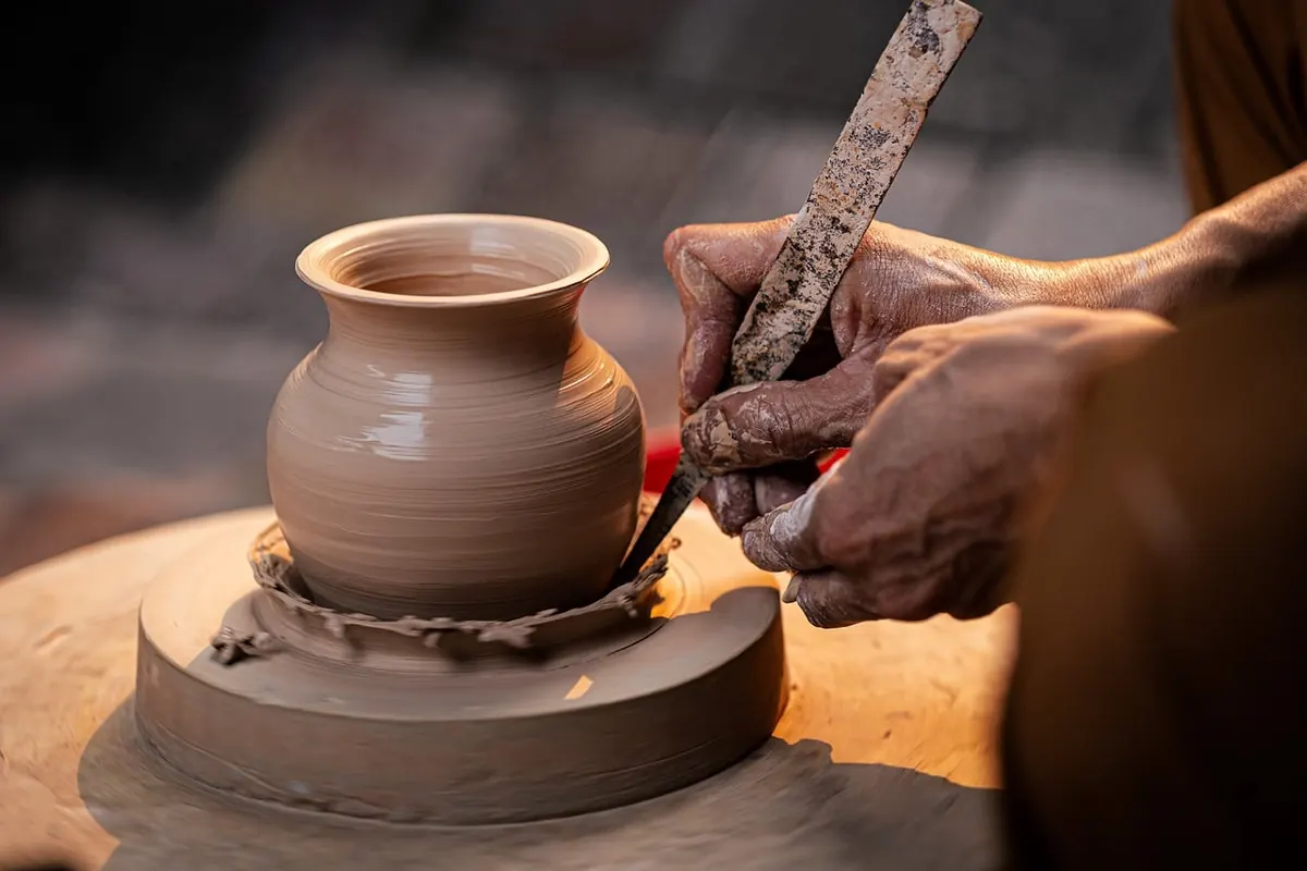 Electric vs Gas Kilns: Which Is Right for Your Pottery Practice?